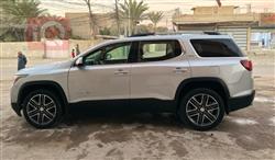 جی ئێم سی ئەکادیا